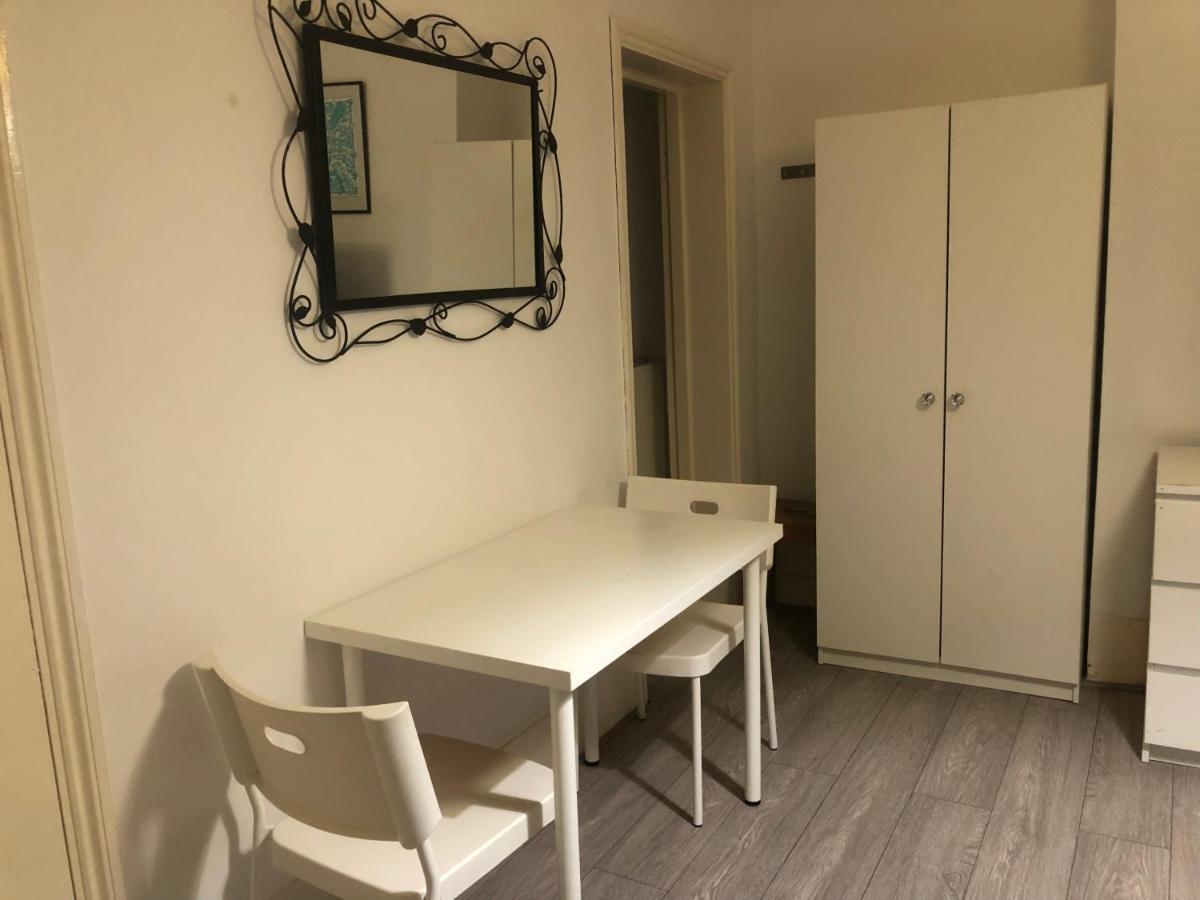Готель Oyo 94 Bricklane Studio Flats Лондон Екстер'єр фото